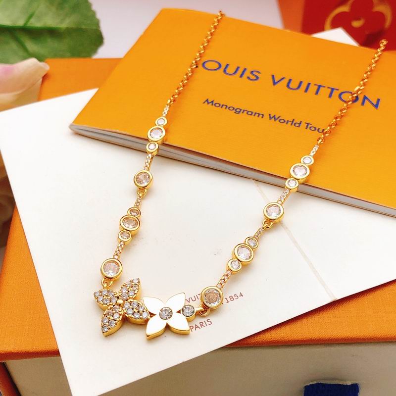 LV Necklace 03yxs220